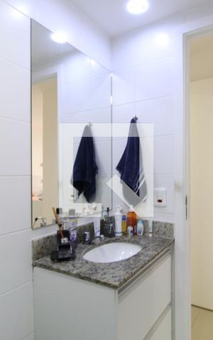 Apartamento à venda com 64m², 2 quartos e 1 vagaBanheiro Quarto 2 - Suíte