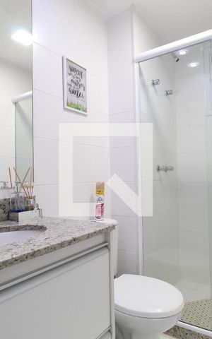 Apartamento à venda com 64m², 2 quartos e 1 vagaBanheiro Social