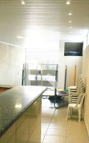 Casa à venda com 200m², 2 quartos e 2 vagasSalão de Festas