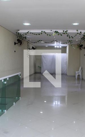 Casa à venda com 200m², 2 quartos e 2 vagasSalão de Festas 2