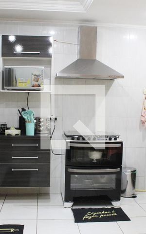 Casa à venda com 200m², 2 quartos e 2 vagasCozinha