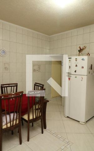 Casa à venda com 210m², 4 quartos e 3 vagasCozinha 