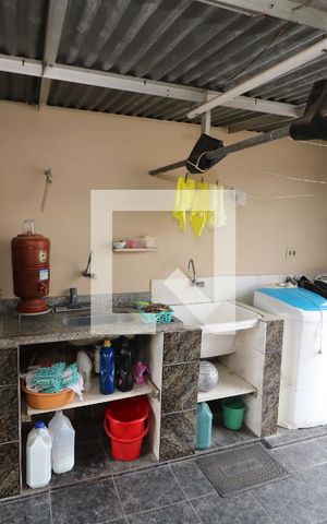 Casa à venda com 210m², 4 quartos e 3 vagasChurrasqueira/Área de Serviço