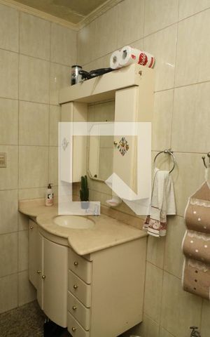 Casa à venda com 210m², 4 quartos e 3 vagasBanheiro