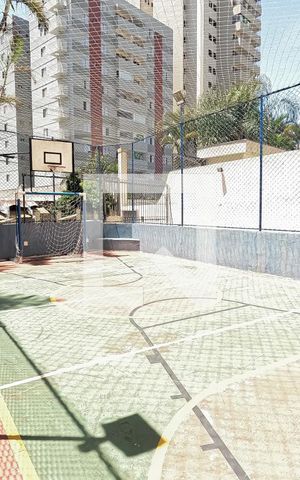 Apartamento à venda com 150m², 3 quartos e 2 vagas Apartamento à venda com 150m², 3 quartos e 2 vagasQuadra