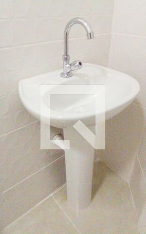 Apartamento para alugar com 40m², 2 quartos e sem vagaBanheiro