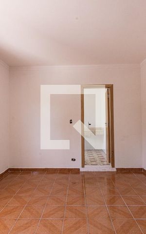 Casa à venda com 290m², 5 quartos e 3 vagas Casa à venda com 290m², 5 quartos e 3 vagasSuite 3