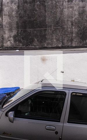 Casa à venda com 290m², 5 quartos e 3 vagas Casa à venda com 290m², 5 quartos e 3 vagasQuarto 5
