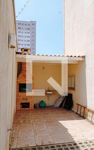 Casa de condomínio à venda com 104m², 2 quartos e 2 vagas Casa de condomínio à venda com 104m², 2 quartos e 2 vagasÁrea comum - Churrasqueira