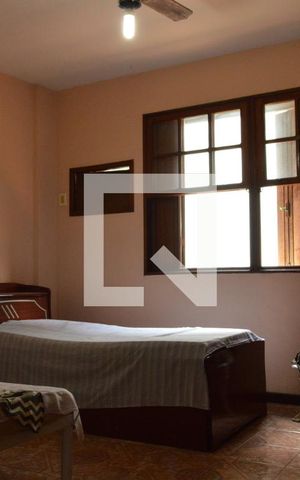 Casa à venda com 592m², 3 quartos e 5 vagasQuarto 2 - Suíte
