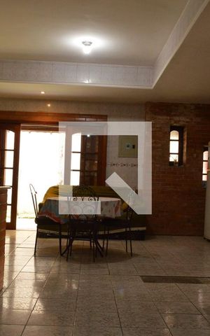 Casa à venda com 592m², 3 quartos e 5 vagasCopa