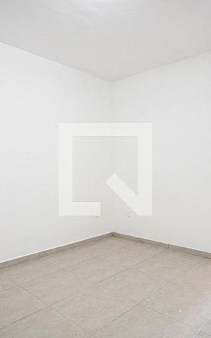 Casa para alugar com 60m², 1 quarto e sem vaga Casa para alugar com 60m², 1 quarto e sem vagaQuarto