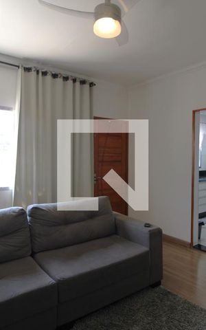 Casa à venda com 223m², 2 quartos e 2 vagasSala