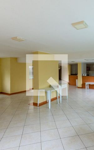 Apartamento à venda com 48m², 2 quartos e 2 vagas Apartamento à venda com 48m², 2 quartos e 2 vagasÁrea comum - Salão de festas