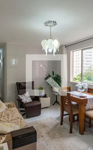 Apartamento à venda com 48m², 2 quartos e 2 vagas Apartamento à venda com 48m², 2 quartos e 2 vagasSala