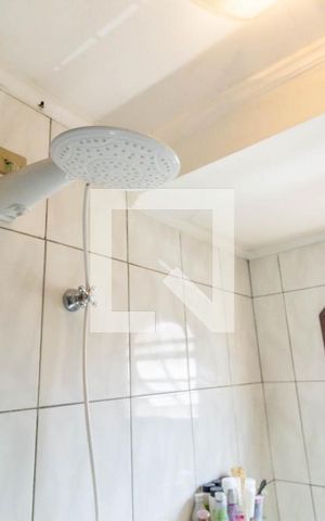 Casa à venda com 350m², 3 quartos e 3 vagas Casa à venda com 350m², 3 quartos e 3 vagasBanheiro da Suíte 1