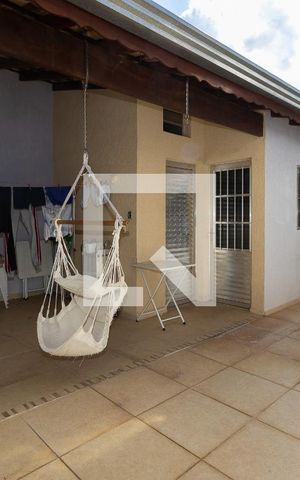 Casa para alugar com 240m², 3 quartos e 4 vagasÁrea externa