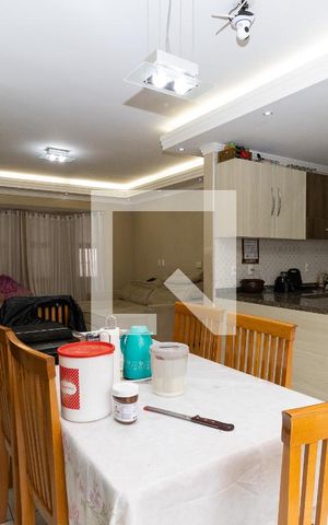 Casa para alugar com 240m², 3 quartos e 4 vagasSala