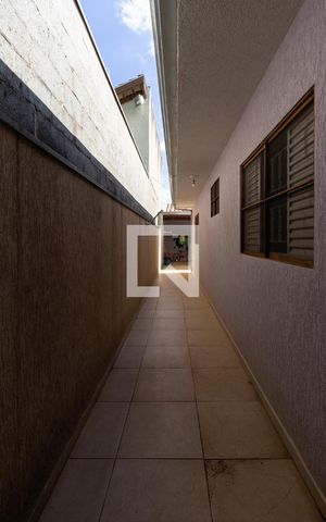 Casa para alugar com 240m², 3 quartos e 4 vagasCorredor