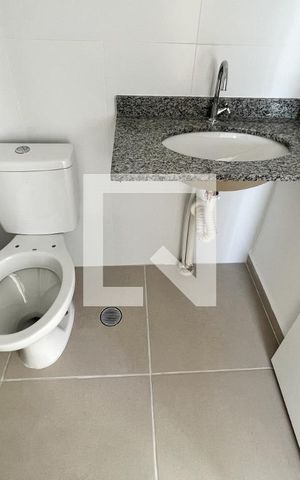 Apartamento à venda com 47m², 2 quartos e 1 vagaBanheiro Social