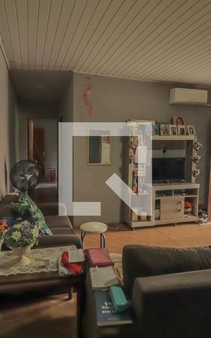 Casa à venda com 180m², 2 quartos e 2 vagasSala 2