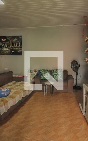 Casa à venda com 180m², 2 quartos e 2 vagasSala 2
