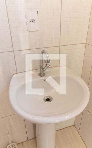 Casa de condomínio à venda com 105m², 2 quartos e 2 vagas Casa de condomínio à venda com 105m², 2 quartos e 2 vagasBanheiro da Churrasqueira