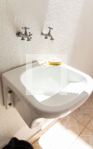 Casa de condomínio à venda com 105m², 2 quartos e 2 vagas Casa de condomínio à venda com 105m², 2 quartos e 2 vagasÁrea de Serviço