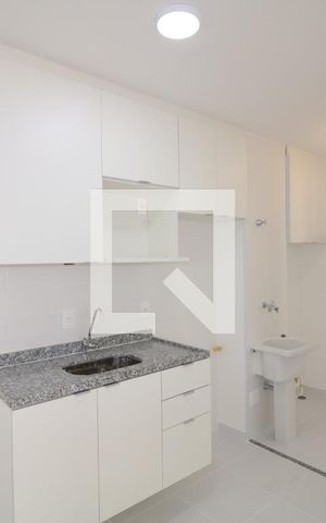 Apartamento para alugar com 40m², 2 quartos e 1 vagaCozinha e Área de Serviço