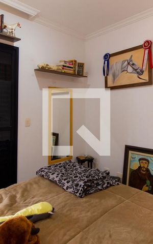 Apartamento à venda com 303m², 4 quartos e 4 vagas Apartamento à venda com 303m², 4 quartos e 4 vagasQuarto 02