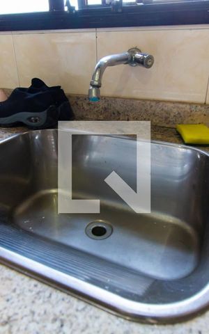 Apartamento à venda com 303m², 4 quartos e 4 vagas Apartamento à venda com 303m², 4 quartos e 4 vagasÁrea de Serviço