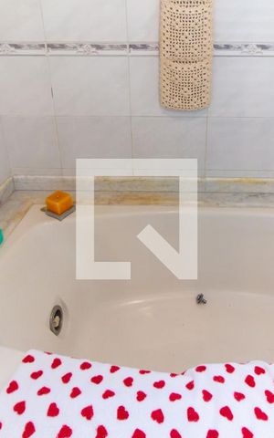 Apartamento à venda com 303m², 4 quartos e 4 vagas Apartamento à venda com 303m², 4 quartos e 4 vagasBanheiro da Suíte 1