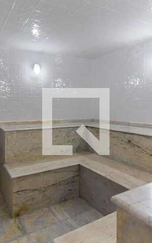 Apartamento à venda com 303m², 4 quartos e 4 vagas Apartamento à venda com 303m², 4 quartos e 4 vagasSauna