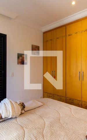 Apartamento à venda com 303m², 4 quartos e 4 vagas Apartamento à venda com 303m², 4 quartos e 4 vagasSuíte 01
