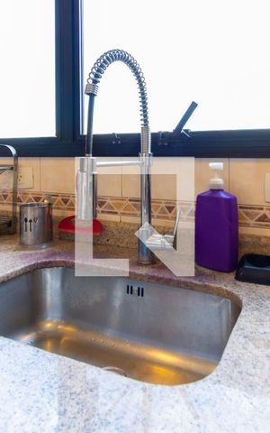 Apartamento à venda com 303m², 4 quartos e 4 vagas Apartamento à venda com 303m², 4 quartos e 4 vagasCozinha