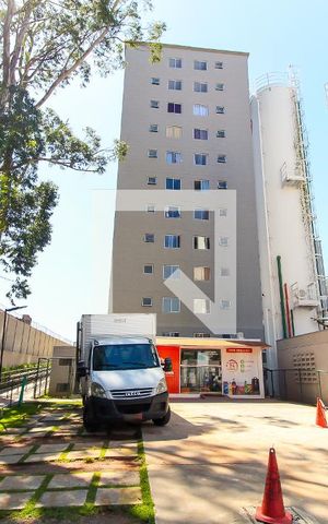 Apartamento à venda com 45m², 2 quartos e sem vaga Apartamento à venda com 45m², 2 quartos e sem vagaEntrada