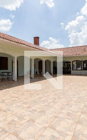 Casa à venda com 800m², 5 quartos e 7 vagasÁrea externa 