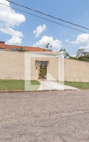Casa à venda com 800m², 5 quartos e 7 vagasFachada