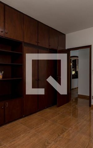 Casa à venda com 800m², 5 quartos e 7 vagasQuarto1