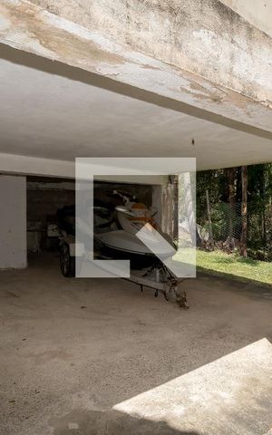 Casa à venda com 800m², 5 quartos e 7 vagasÁrea externa 
