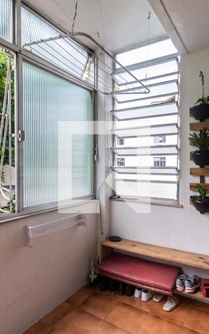 Apartamento à venda com 120m², 3 quartos e sem vagaCozinha e Área de Serviço