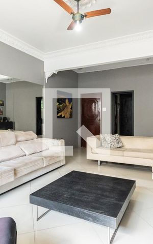Apartamento à venda com 120m², 3 quartos e sem vagaSala