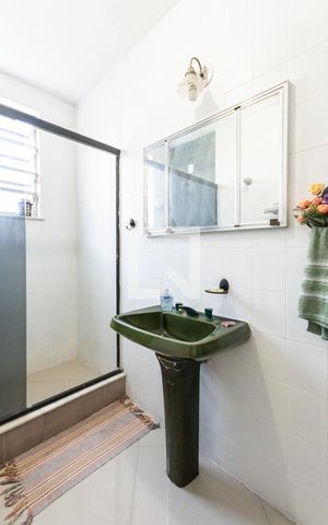 Apartamento à venda com 120m², 3 quartos e sem vagaBanheiro