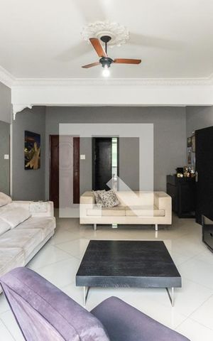 Apartamento à venda com 120m², 3 quartos e sem vagaSala