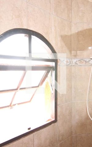 Casa à venda com 150m², 3 quartos e 2 vagasBanheiro 2