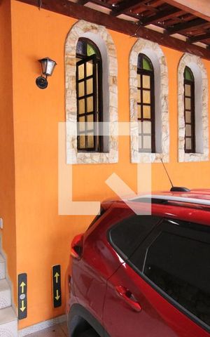 Casa à venda com 150m², 3 quartos e 2 vagasEntrada