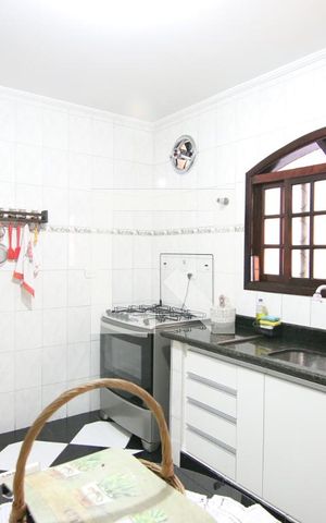 Casa à venda com 150m², 3 quartos e 2 vagasCozinha