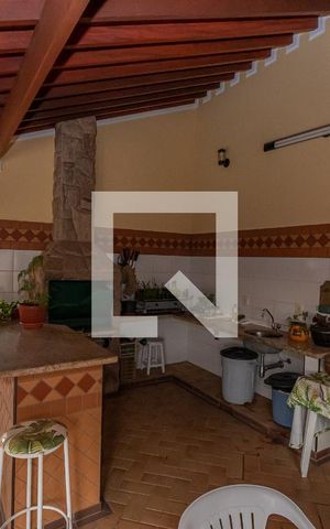 Casa de condomínio à venda com 450m², 4 quartos e 4 vagas Casa de condomínio à venda com 450m², 4 quartos e 4 vagasÁrea gourmet