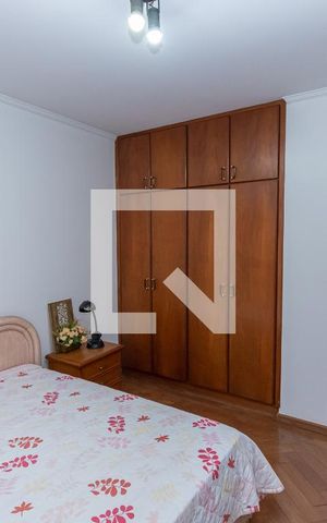 Casa de condomínio à venda com 450m², 4 quartos e 4 vagas Casa de condomínio à venda com 450m², 4 quartos e 4 vagasSuite 4