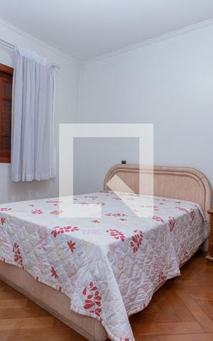 Casa de condomínio à venda com 450m², 4 quartos e 4 vagas Casa de condomínio à venda com 450m², 4 quartos e 4 vagasSuite 4